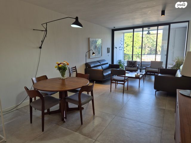 דירה, ז'בוטינסקי 134, הצפון החדש - כיכר המדינה, תל אביב יפו