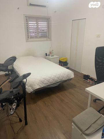 דירה, מבצע קדש 1, כצנלסון, ראשון לציון