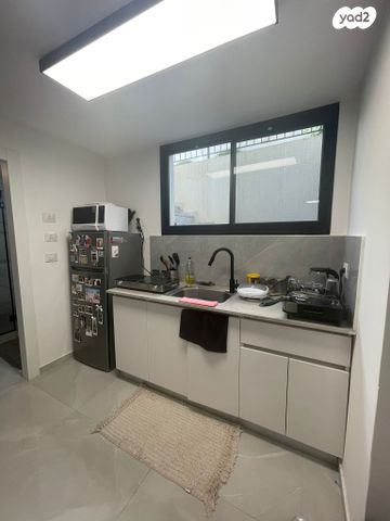 יחידת דיור, הרעות 17, שרונה, כפר יונה