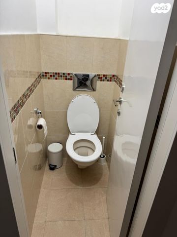 דירה, צ"ג בנות 28, רמב"ם, ראשון לציון