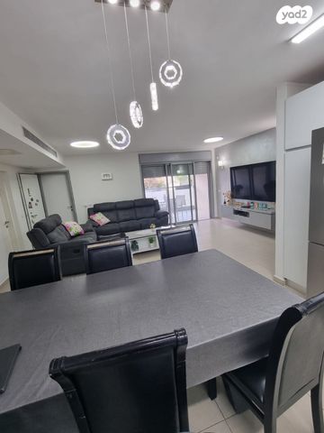 דירה, הזמיר 22, המרכז, קרית אונו