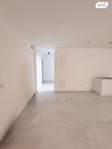 מרתף/ פרטר, חופים 1, משמר דוד, משמר דוד