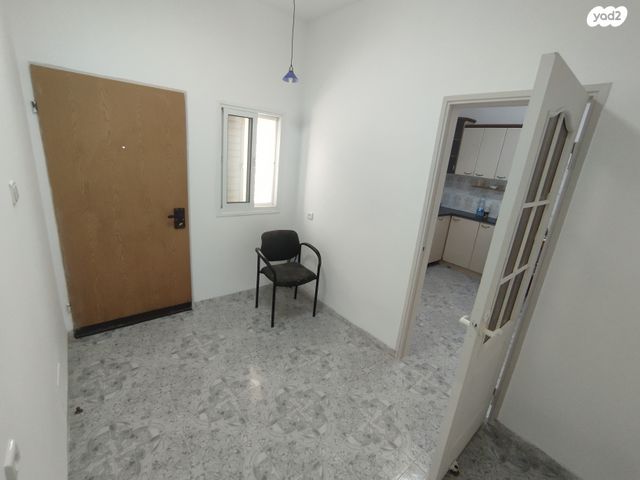 דירת גן, גבעונית 5, סביונים, מעלות תרשיחא