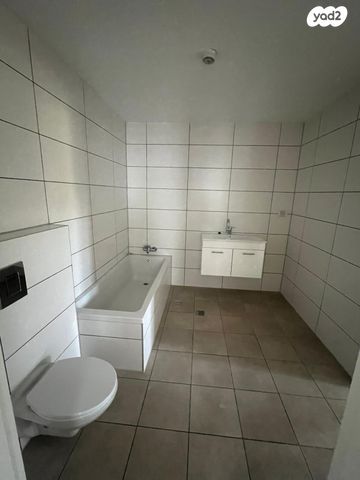 דירה, לשם 45, שאר העיר, אריאל