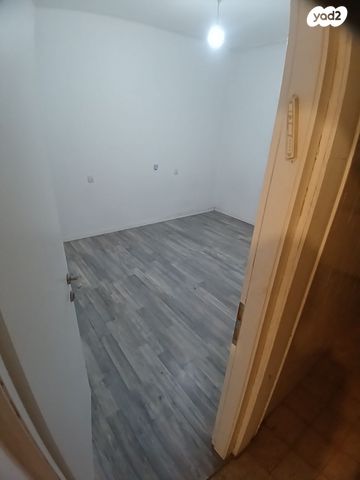 דירה, זאב אורלוב 7, קרול, פתח תקווה