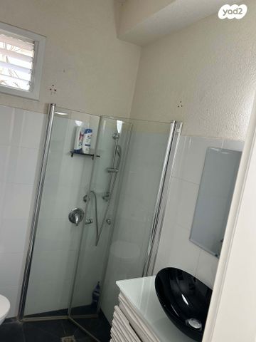 יחידת דיור, שדרות העצמאות 38, לב העיר, בת ים