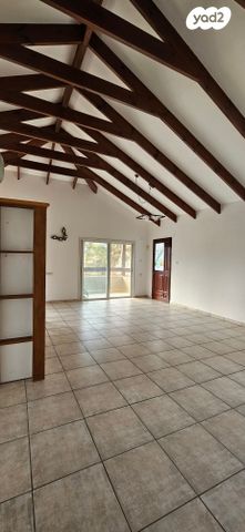 נחלת יעקב 10