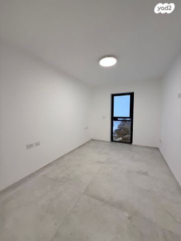 מרתף/ פרטר, חופים 1, משמר דוד, משמר דוד