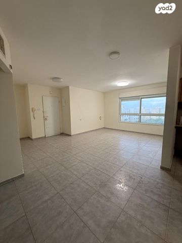 שדרות ירושלים 123