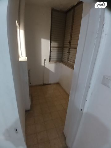 זאב אורלוב 7