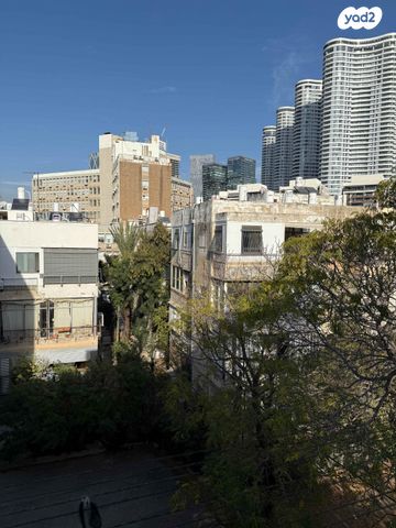 דירה, לויד ג'ורג' 3, לב תל אביב, לב העיר צפון, תל אביב יפו