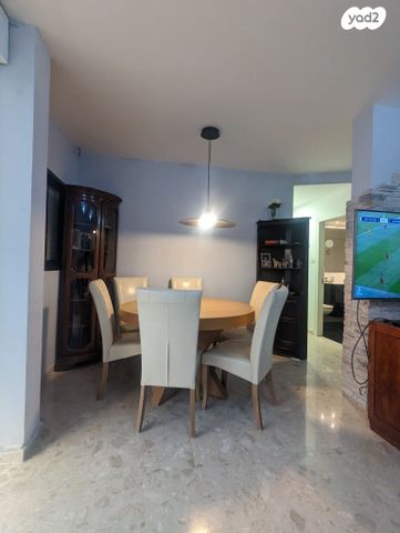 דירה, יהושע רבינוביץ 34, בן גוריון, חולון