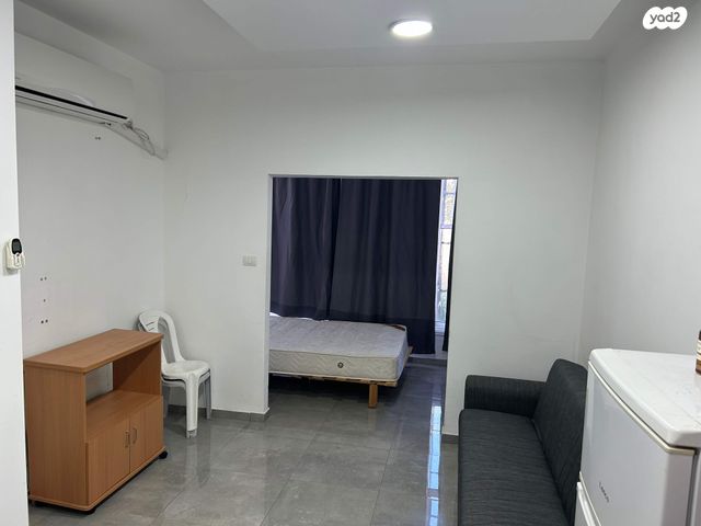 יחידת דיור, שדרות העצמאות 38, לב העיר, בת ים