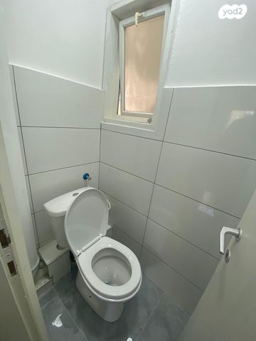 דירה, יוסף סרלין 3, נווה ברבור, כפר שלם מערב, תל אביב יפו