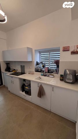 דירה, וייצמן 14, הל"ה, גבעתיים