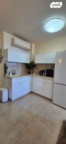 סטודיו/ לופט, שדרות מנחם בגין 1, גבעת אולגה, חדרה