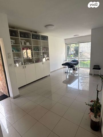 דירה, הגליל 109, נווה שאנן, חיפה