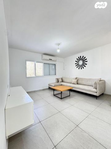 דירה, רחבת הפלמ"ח 10, נווה דוד, דימונה