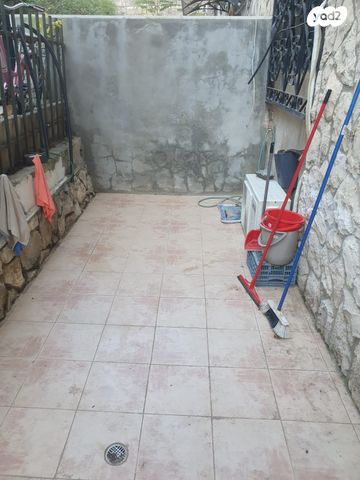 דירה, ישראל זנגוויל 13, קרית היובל, ירושלים