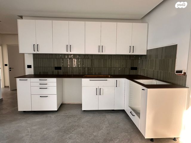 יחידת דיור, סוקולוב 55, גולן, רמת השרון