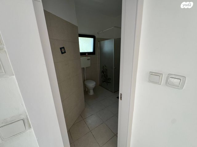 בית פרטי/ קוטג', פרח הלילך 1, חד נס, חד נס