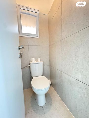 דירה, רחבת הפלמ"ח 10, נווה דוד, דימונה