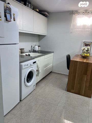 מרתף/ פרטר, הבשור 4, גני מנחם, באר יעקב