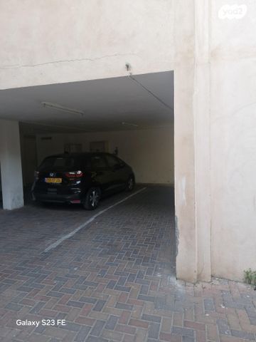 אלוף הניצחון 13