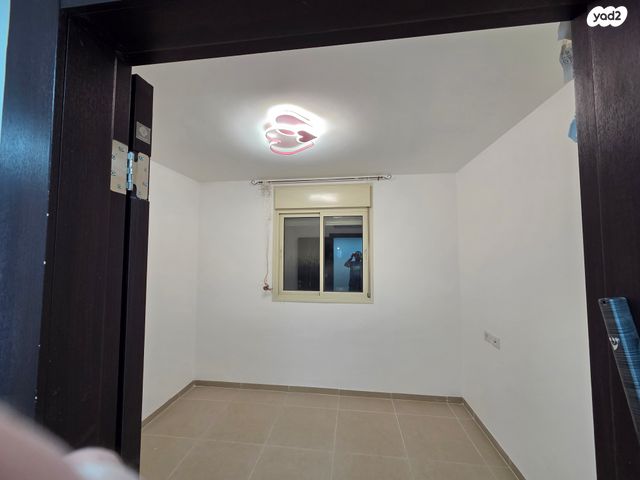 דירה, השקד 57, רכסים, רכסים