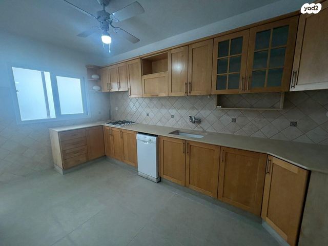 דירה, הר סיני 10, קרית ויצמן, רעננה