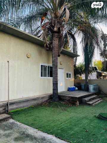 יחידת דיור, הגפן 16, שמשון, חדרה הצעירה, חדרה