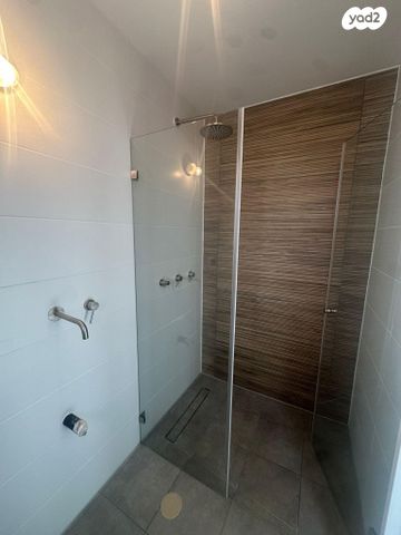 דירה, הר מירון 2, נווה ישראל, הרצליה