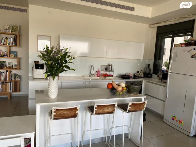 דירה, חרוזים, רמת גן