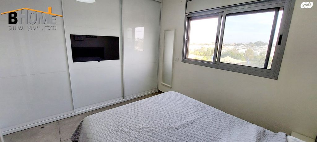 דירה, שדרות יצחק רבין, קדימה צורן