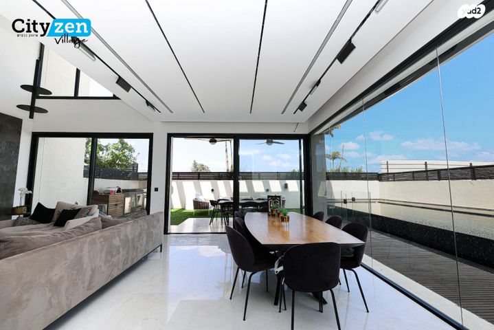 דו משפחתי, 212 מערב, אבן יהודה