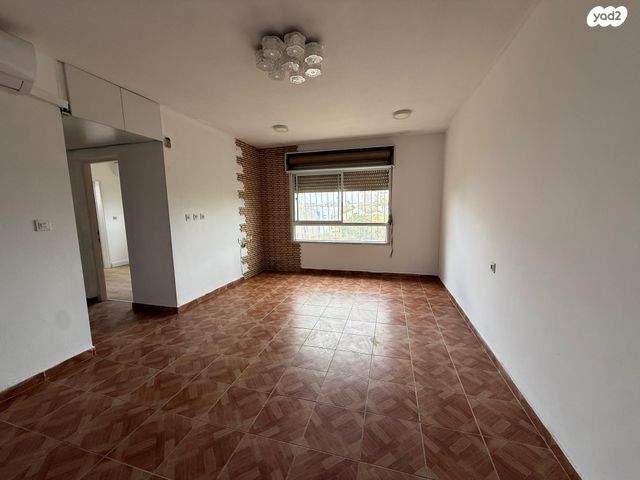 דירה, אהרון לובלין, גני אביב, לוד