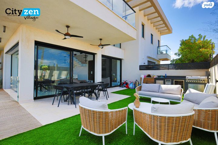 דו משפחתי, 212 מערב, אבן יהודה