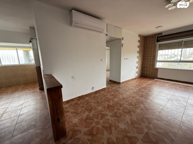 דירה, אהרון לובלין, גני אביב, לוד