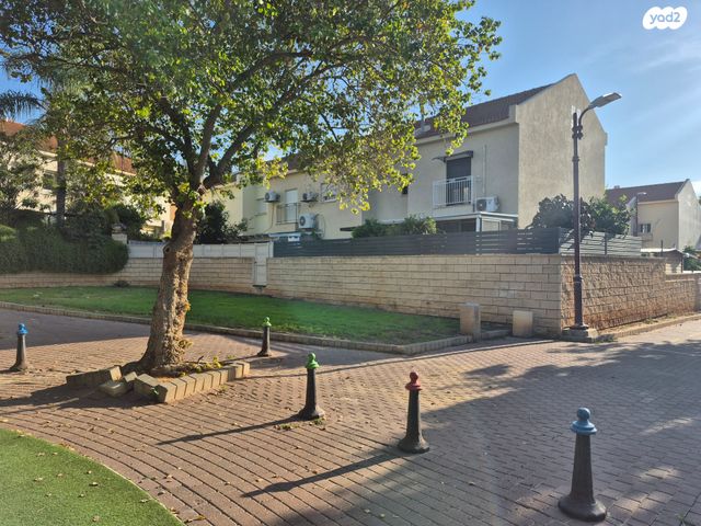 בית פרטי/ קוטג', גן יבנה