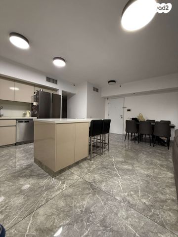 דירה, דרך אילות, גנים צפון, גני תקווה