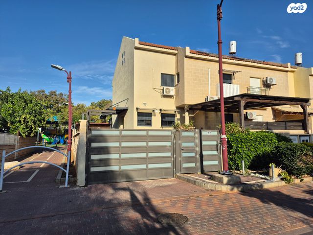 בית פרטי/ קוטג', גן יבנה