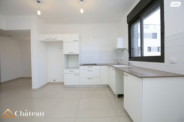 דירה, נווה זמר, רעננה