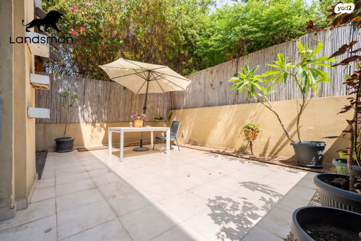 בית פרטי/ קוטג', יצחק שדה 20, קרית הפרחים - 2005, רעננה