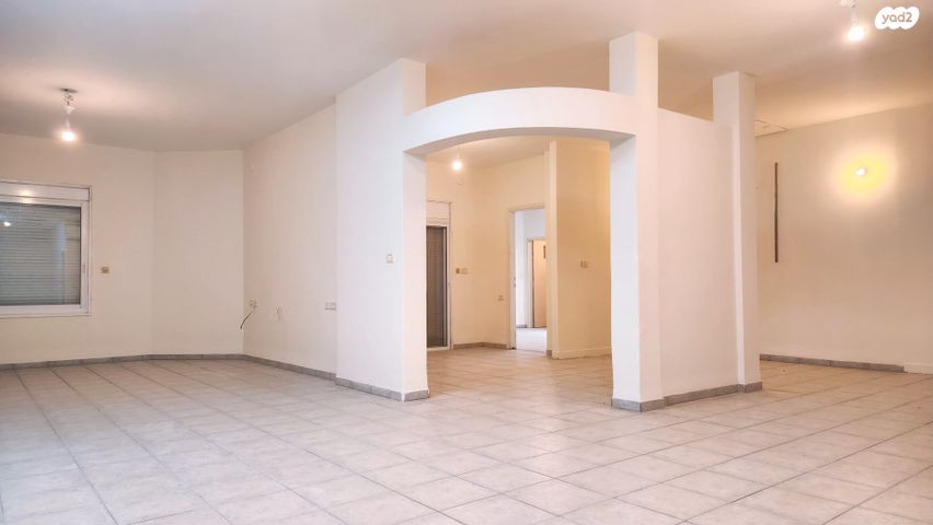 בית פרטי/ קוטג', שרונה