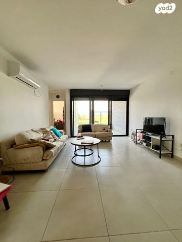 דירה, הרצליה