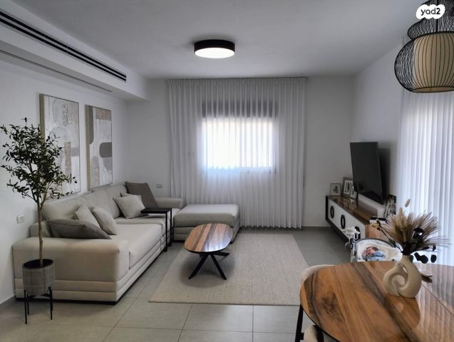 בית פרטי/ קוטג', חיננית