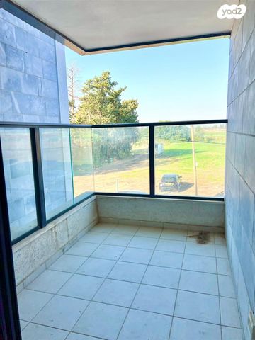 דירה, הרצליה