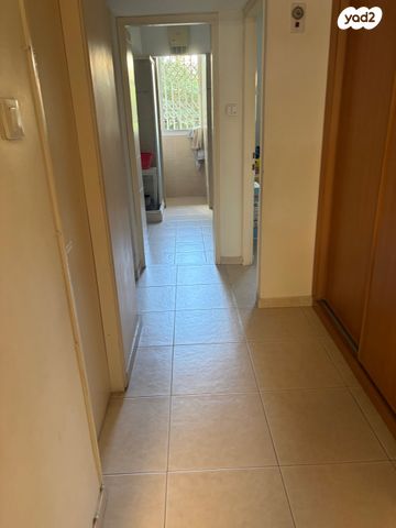 דירה, ראשונים, ראשון לציון