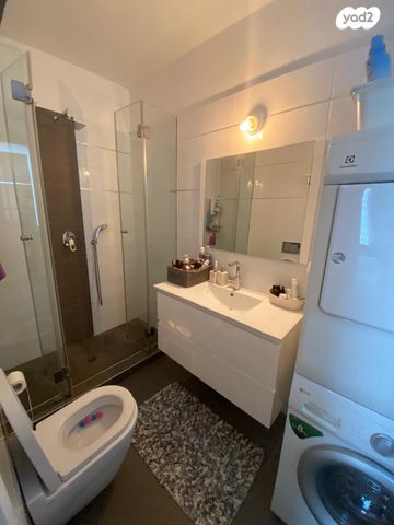 דירה, חרוזים, רמת גן