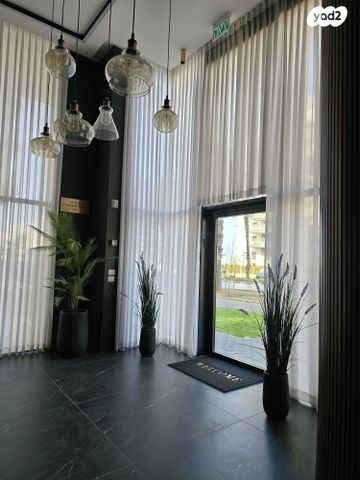 דירה, שדרות מנחם בגין, חדרה